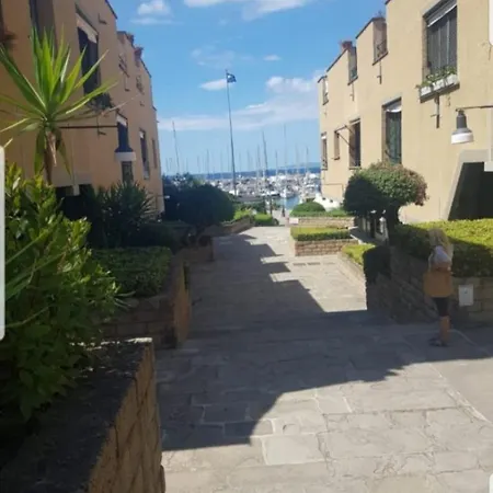 La Casa Tra I Pini Punta Ala